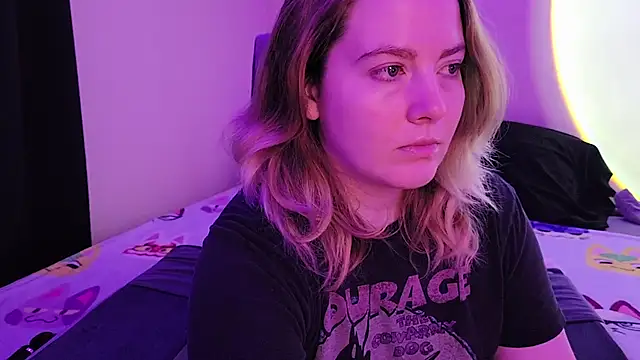 InternetFairy XO online show from November 2025 04:27:01 AM