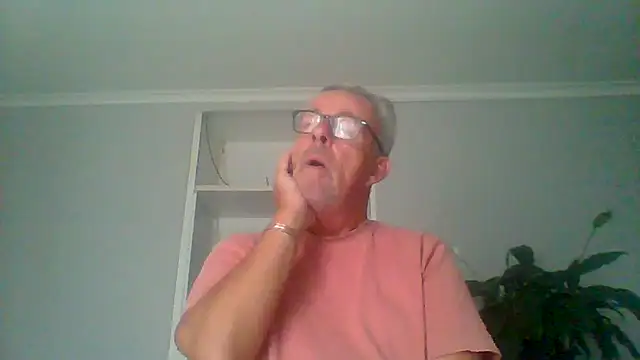tuggy59 online show from September 2025 05:18:01 AM