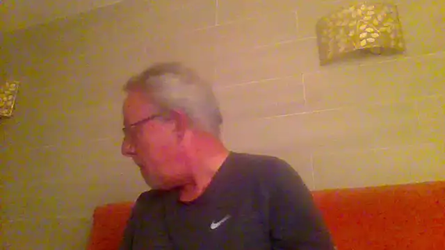 tuggy59 online show from April 2026 05:25:01 AM