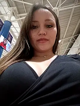 marena saenz online show from December 2024 10:41:01 PM