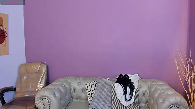 taylor bennet online show from October 2025 12:16:02 PM