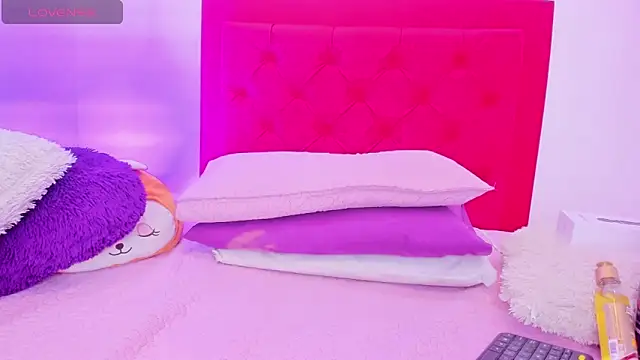 Sofia Girl  online show from February 2025 07:23:02 AM