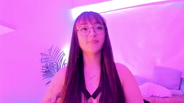 Gloomydoll online show from October 2025 04:49:01 PM