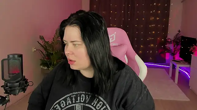 Akemi BBW online show from September 2025 05:05:02 PM