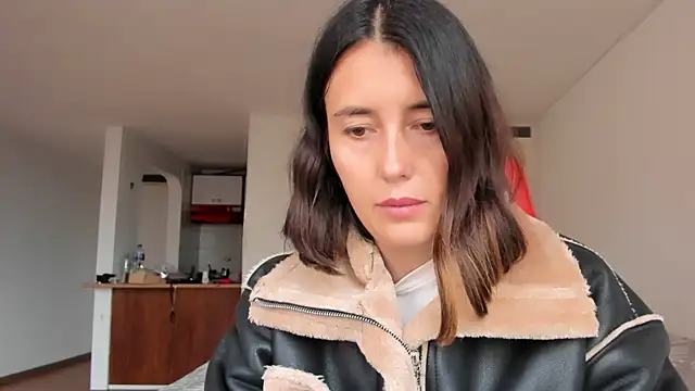 zoe jeane beker online show from February 2025 10:22:01 PM