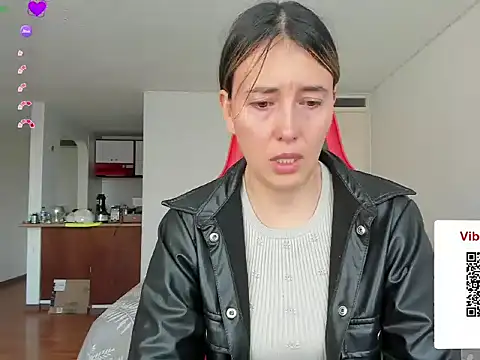 zoe jeane beker online show from June 2026 07:15:02 PM