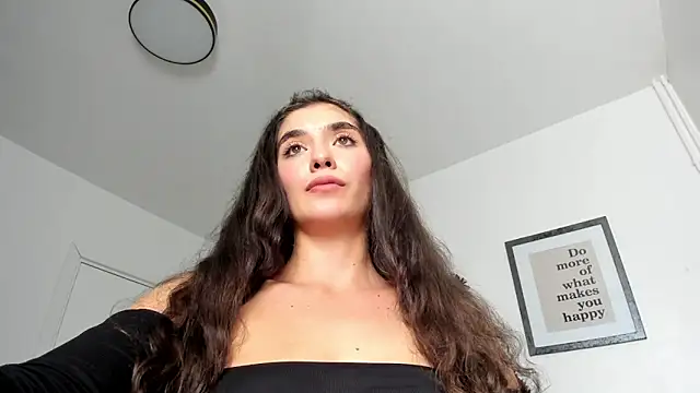 PortraitMarie online show from February 2025 04:22:01 PM