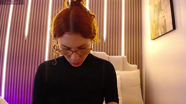 Snapshot of Katy_Van chatting on February 2026 08:38:01 PM Katy Van online show from February 2026 08:38:01 PM