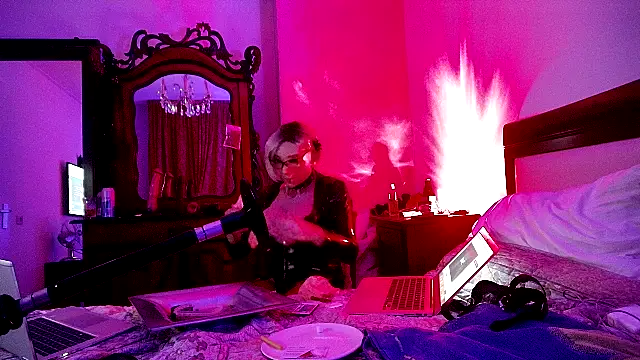 CharlotteVixxens online show from October 2025 11:56:02 PM