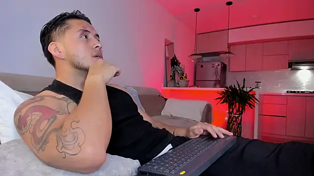 Snapshot of Chriskyle_ chatting on September 2025 12:24:02 AM Chriskyle online show from September 2025 12:24:02 AM