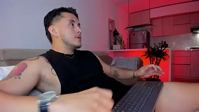 Snapshot of Chriskyle_ chatting on October 2025 12:13:01 AM Chriskyle online show from October 2025 12:13:01 AM