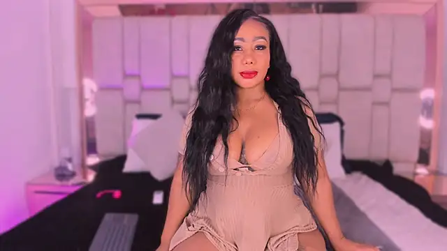 mary kisses online show from October 2025 08:22:02 PM