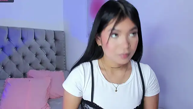 MafeOlimpo online show from November 2025 06:23:02 PM