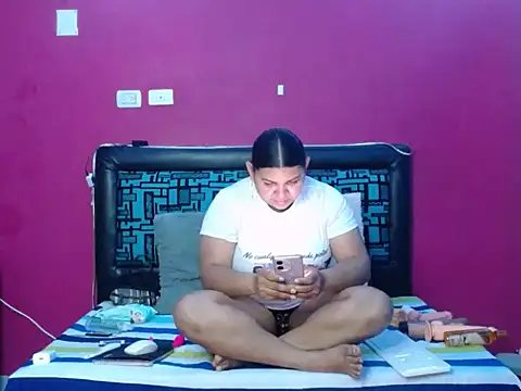 karolhot916 online show from October 2025 11:03:02 PM