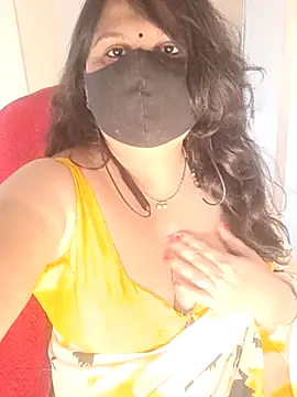 Snapshot of Love-priya chatting on November 2025 08:58:02 AM Love-priya online show from November 2025 08:58:02 AM
