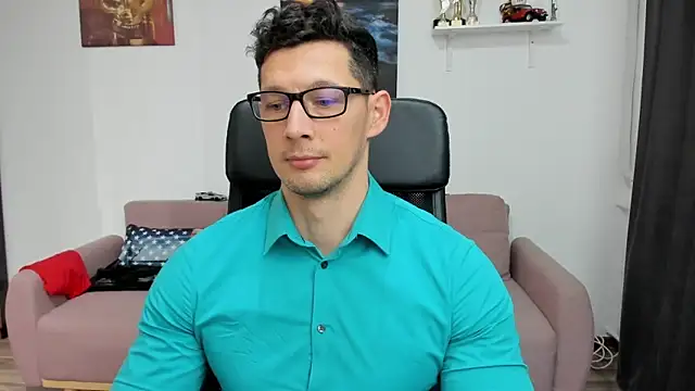 BrutusK08 online show from February 2025 01:37:01 PM