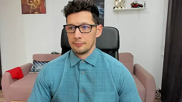 BrutusK08 online show from February 2025 01:00:02 PM