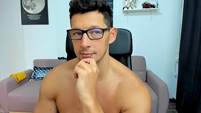 BrutusK08 online show from October 2025 07:09:01 AM