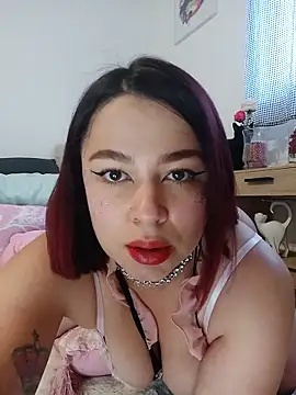 Lia Roxx online show from May 2026 06:15:02 PM
