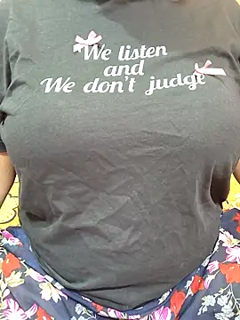 CUTE SOPHIA- online show from October 2025 11:03:02 PM