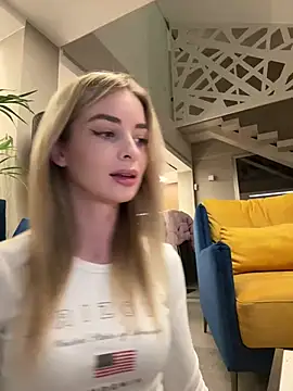 Snapshot of EvieEvans chatting on January 2025 07:21:02 PM EvieEvans online show from January 2025 07:21:02 PM