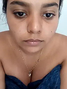 stefanie010 online show from October 2025 05:13:02 PM