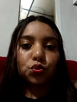 stefanie010 online show from April 2026 10:07:02 PM