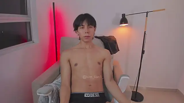 kim lian21 online show from June 2026 06:41:02 AM