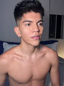 santiago 01 online show from January 2025 05:13:01 AM