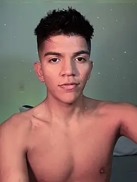 santiago 01 online show from February 2025 12:10:02 AM