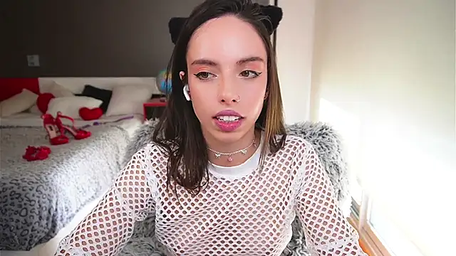 Snapshot of Dayna_Nebula chatting on January 2025 12:44:02 PM Dayna Nebula online show from January 2025 12:44:02 PM