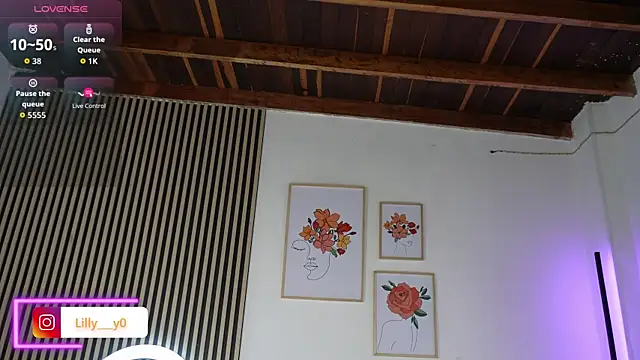 LillyDolls23 online show from December 2025 12:44:02 PM