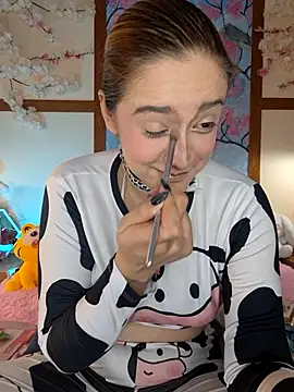 Snapshot of NaomiShimizu chatting on March 2025 08:54:01 PM NaomiShimizu online show from March 2025 08:54:01 PM
