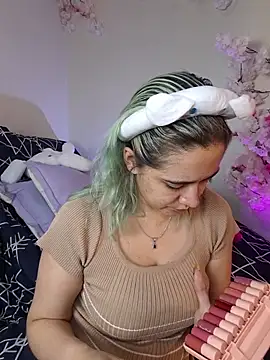 NaomiShimizu online show from November 2025 09:03:02 PM