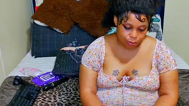 THESHORTQUEEN online show from December 2025 09:46:02 PM