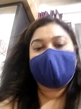 indianlisa5 online show from April 2026 08:28:02 PM