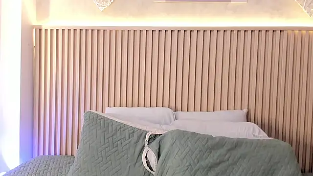 daiana curly online show from January 2026 08:10:02 PM