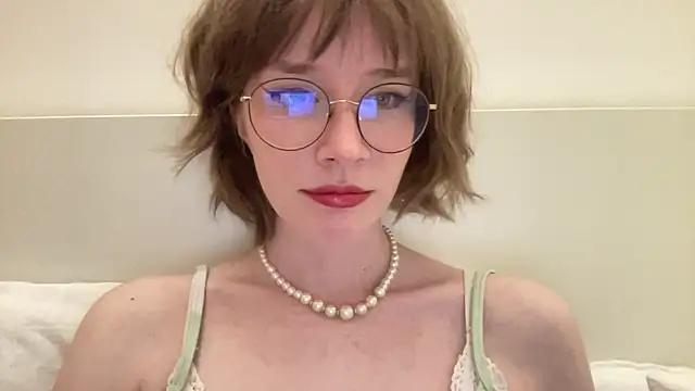 ms christiana online show from May 2026 08:59:01 PM