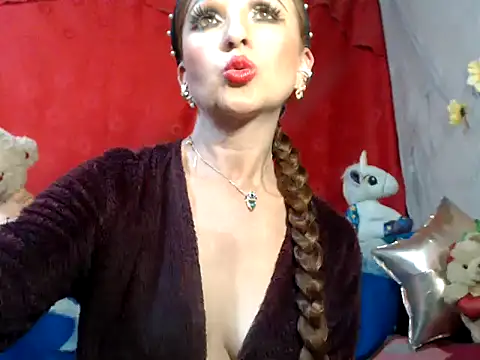 hottieperla online show from December 2024 07:04:02 PM