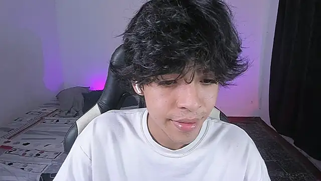 Alan26  online show from November 2025 04:55:01 AM