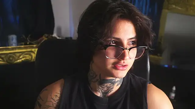 dantecoppolaa  online show from February 2025 02:49:01 PM