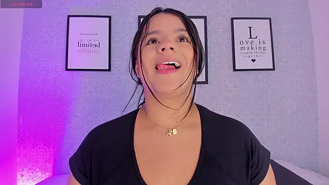 Natasha harper online show from November 2025 11:53:01 AM