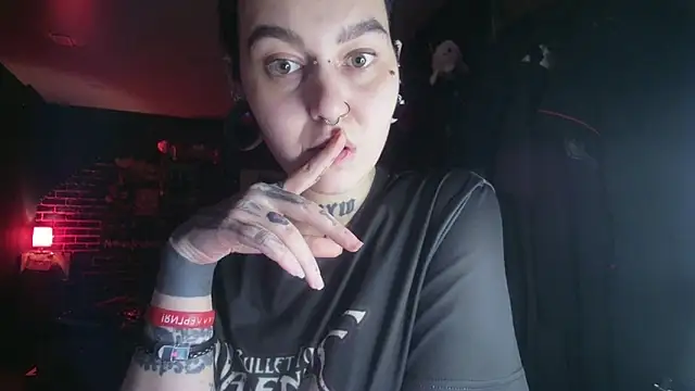 MoorderxDoll online show from February 2025 12:15:01 AM