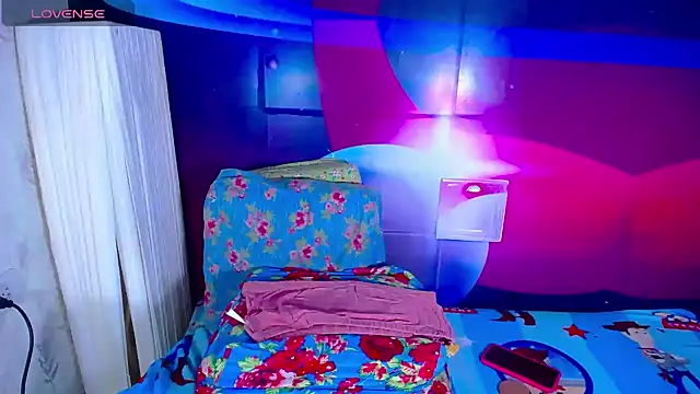 Cristalxxts online show from January 2026 06:43:02 PM