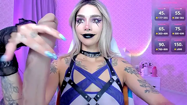 LeylaNoiry online show from November 2025 01:47:02 PM