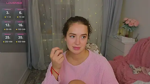 LovelyJessie online show from March 2025 01:42:02 PM