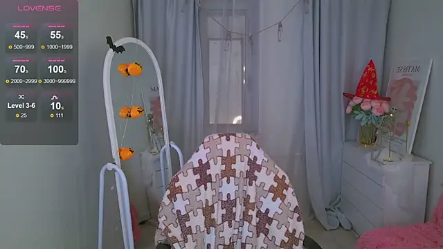 LovelyJessie online show from October 2025 01:45:01 PM