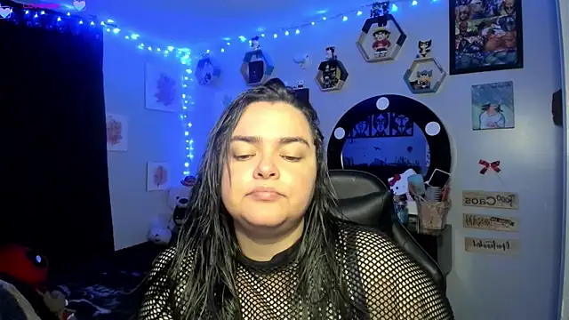 Snapshot of Luise_Meyrink chatting on March 2025 04:18:01 AM Luise Meyrink online show from March 2025 04:18:01 AM