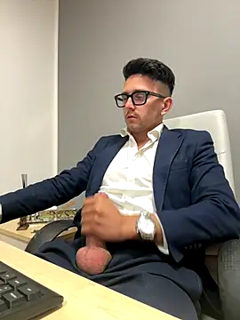 Snapshot of masterboss_ chatting on October 2025 11:40:02 AM masterboss online show from October 2025 11:40:02 AM