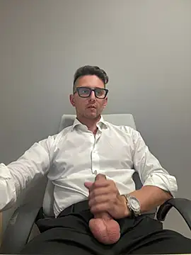 Snapshot of masterboss_ chatting on July 2026 11:45:01 AM masterboss online show from July 2026 11:45:01 AM